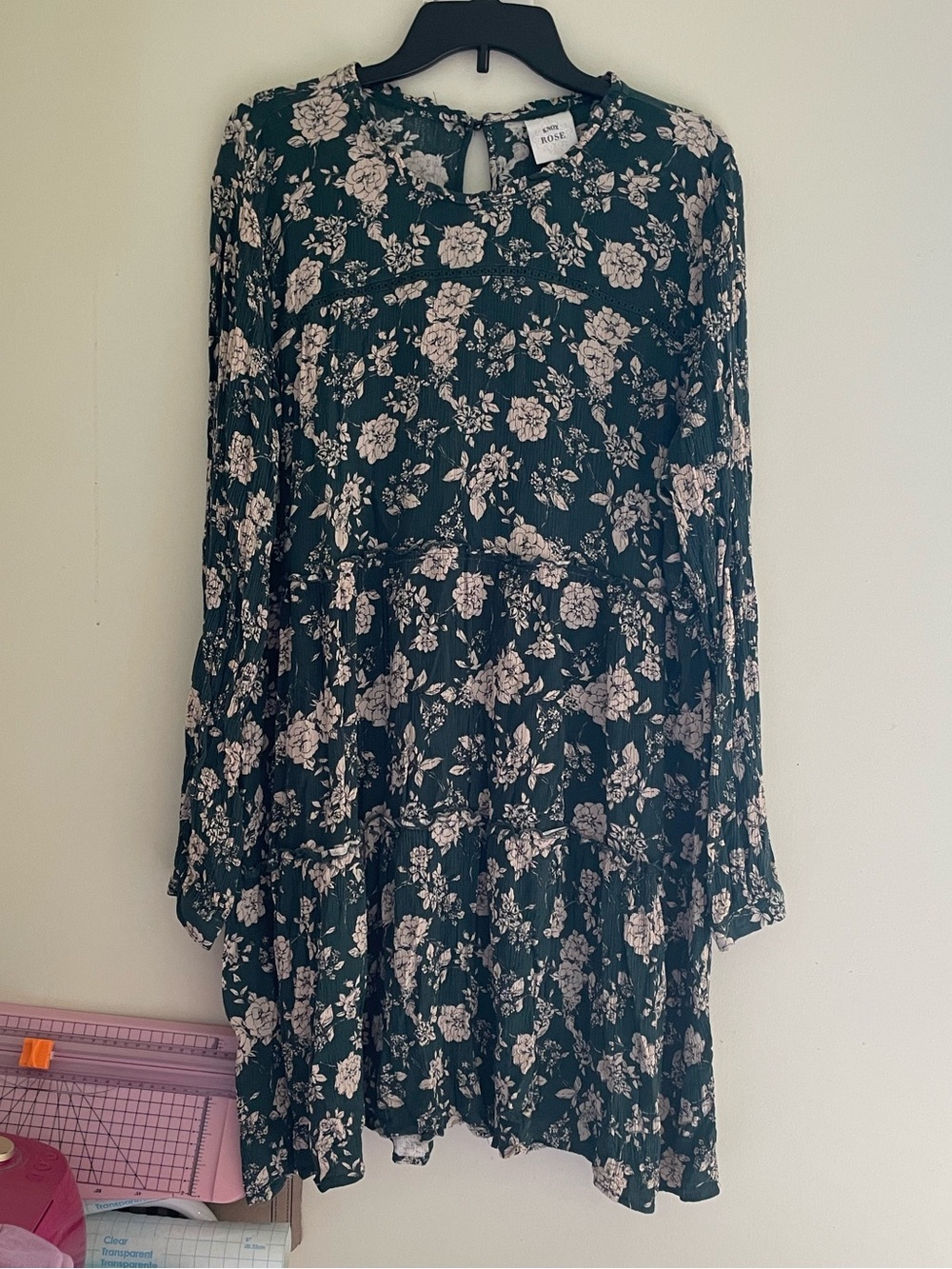 Knox Rose Floral Tiered Long Sleeve Dress - Dark Green and Cream